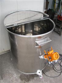 1000L IE mixer.JPG